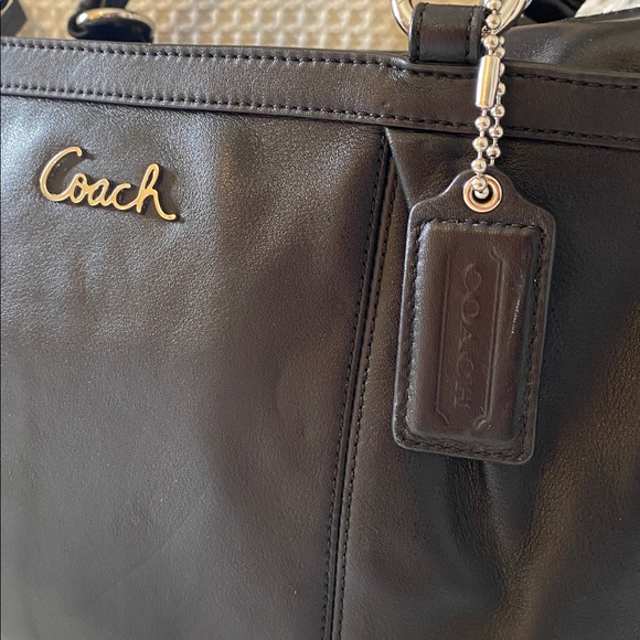 Coach Gallery East West Black Leather Zipper Tote bag purse - Picture 2 of 16